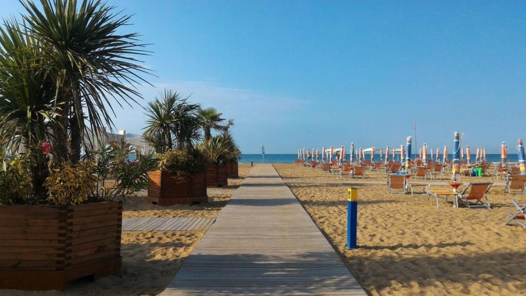 Studio Solarium Bibione Exterior photo